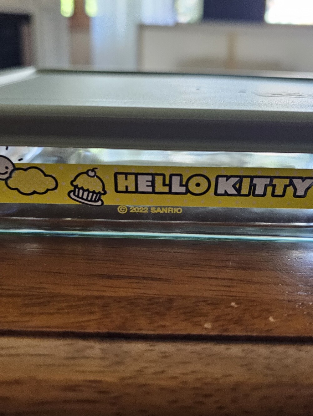 Pyrex Hello Kitty 7"x5"x1.5” Glass Food Storage Container NEW